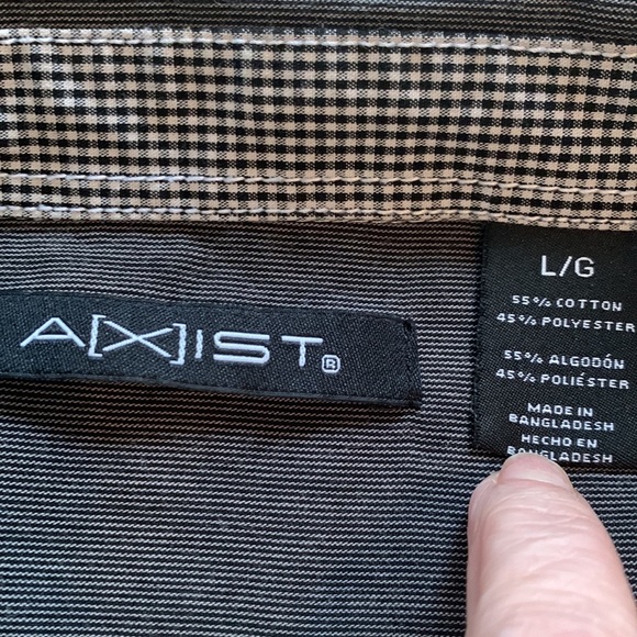 Axist size large casual button up - Picture 4 of 4